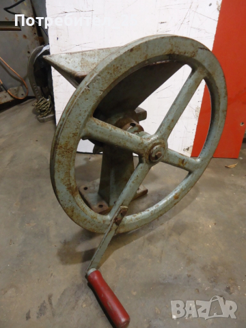 Стара мелачка за зърно, снимка 8 - Други ценни предмети - 52437620