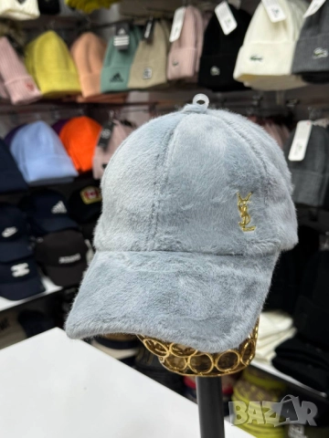 пухени шапки с козирка ysl saint laurent gucci, снимка 6 - Шапки - 52013769