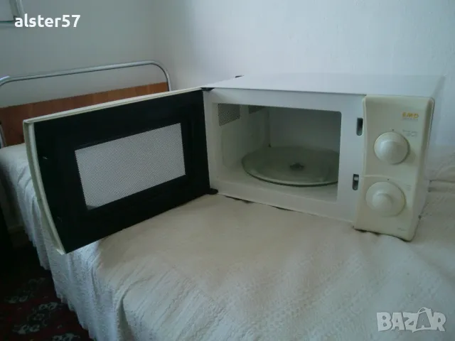 Микровълнова печка Delonghi MW311, снимка 3 - Микровълнови - 50012771