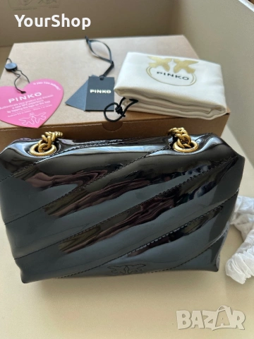 Чисто нова лачена чанта Pinko Love Puff, снимка 4 - Чанти - 54049689