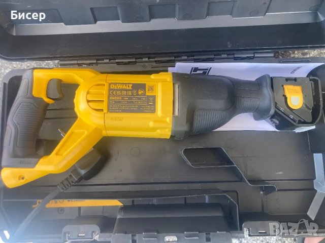 Нов саблен трион Dewalt DWE305, снимка 2 - Други инструменти - 50138520