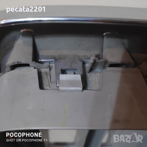 Продавам - оригинална дясна решетка ("бъбрек") за БМВ Х5 F15, снимка 3 - Части - 38400831
