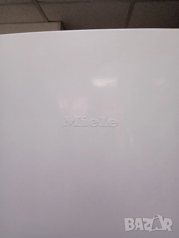 Като нов XXL огромен хладилник Миеле Miele Made in Germany 2 години Гаранция!, снимка 3 - Хладилници - 53895257