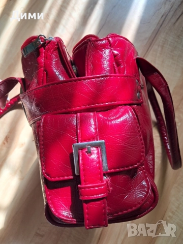 Червена италианска кожена чанта , снимка 4 - Чанти - 52257436