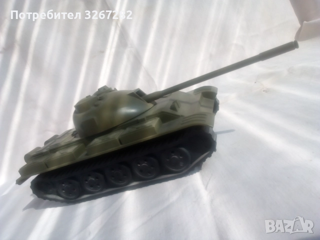 Танк,Съветски,Играчка,Макет,Модел Т-55, снимка 9 - Антикварни и старинни предмети - 52101950