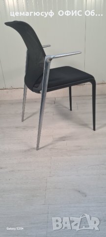 Офис посетителски стол Vitra внос от германия , снимка 6 - Столове - 42479982