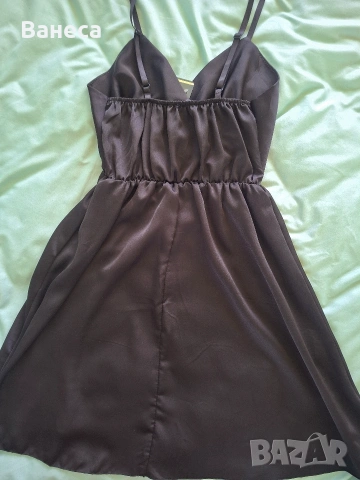 Нова рокля с етикет , снимка 3 - Рокли - 54304228