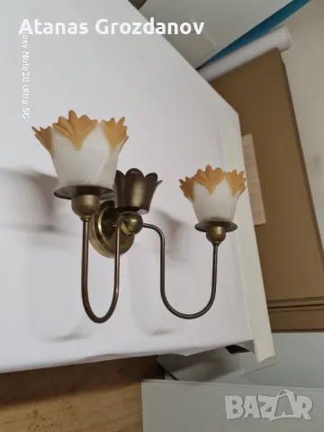 Стенна лампа, снимка 2 - Лампи за стена - 47585774