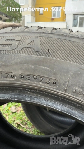 Всесезонни гуми LASSA 225/55/18, снимка 4 - Гуми и джанти - 52795773