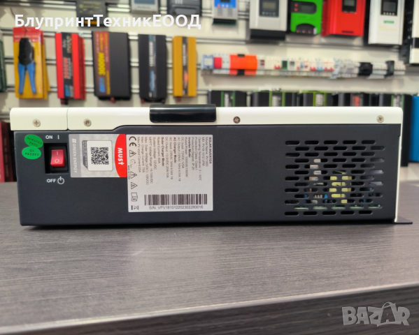 1000W 12V UPS/Комбиниран инвертор MUST със 60A MPPT соларен контролер PV18-1012VPM, снимка 2 - Друга електроника - 41934922