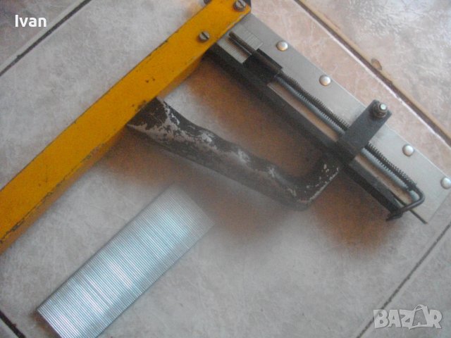 Ръчен Такер За Скоби до 28мм-Немски Професионален-BULLCRAFT PROFESSIONAL-Голям-Алуминиев-Старо Качес, снимка 10 - Други инструменти - 42889316