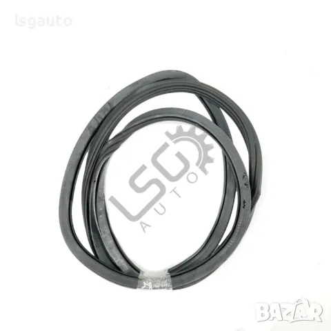 Уплътнение задна лява врата AUDI Q5 (8RB) 2008-2012 ID: 136180