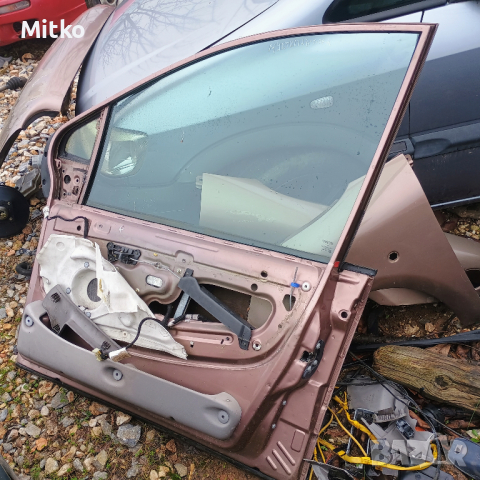 Врата Предна Дясна За Фиат Мултипла 2001г / Fiat Multipla 2001y, снимка 2 - Части - 44732931