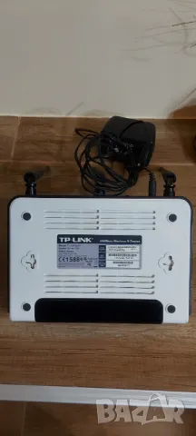 Wi-Fi Рутер 3 антени Tp-Link TL-WR940N 300Mbps, снимка 4 - Рутери - 48633366