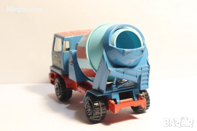 MATCHBOX МОДЕЛ КАМИОН BEDFORD БЕТОНОВОЗ МИКСЕР, снимка 4 - Колекции - 53259054