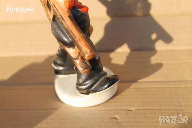 Немска фигурка ''Goebel'', снимка 9 - Колекции - 47805441