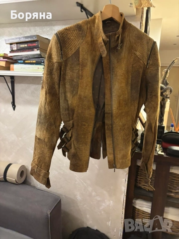 Продавам дамско яке, естествена кожа