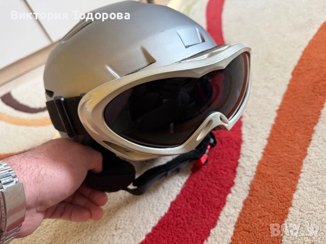 Ски/сноуборд каска и очила