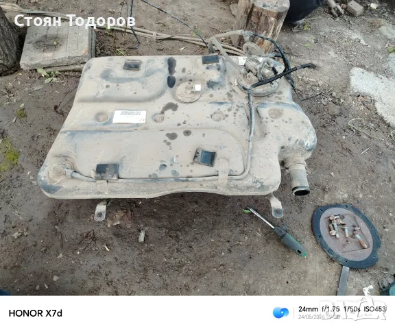 резервоар за Land Rover freelender, снимка 2 - Части - 56524807