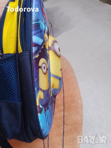 Релефна раница на миньони за детска градина , снимка 2 - Раници - 37345161