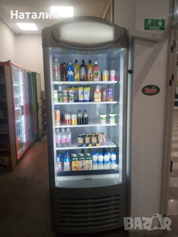 Отворена витрина , снимка 1