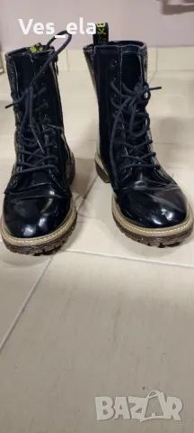 лачени черни кубинки 