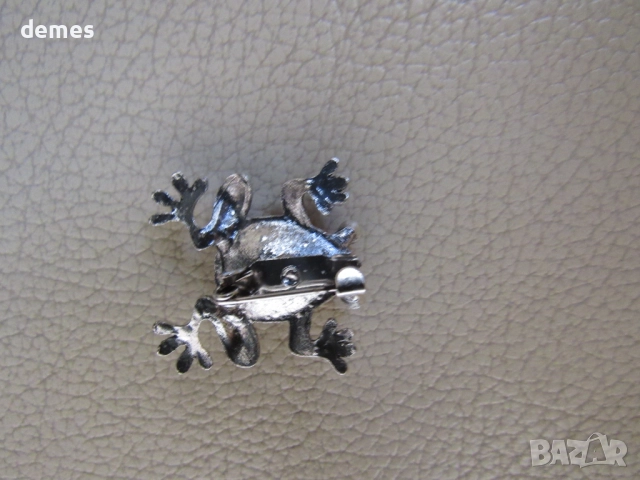 Брошка-жаба от първокласен балтийски кехлибар, снимка 4 - Други - 52579430