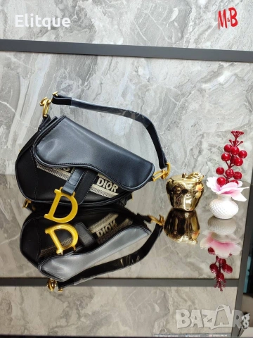 чанти Christian Dior , снимка 3 - Чанти - 53359865