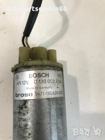 Мотор за регулиране на предна лява седалка за Mercedes W140 S320 (1995) 0130002436, снимка 3 - Части - 54110495