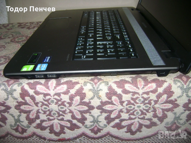 Medion - 17 инча, Core i3, 16 GB RAM, 256 GB SSD, зарядно, батерия, снимка 9 - Лаптопи за дома - 52908162