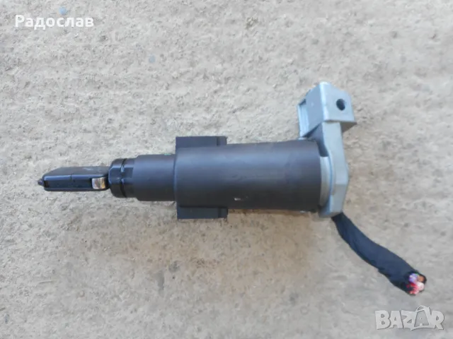 Гълтач  гълтачи и заключващ механизъм от Мерцедес, снимка 10 - Части - 48004295