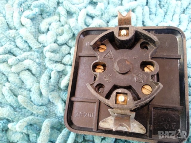 Стари електрически ключове, снимка 6 - Ключове, контакти, щепсели - 38068227