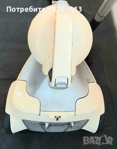 Прахосмукачка AEG 1600W, снимка 5 - Прахосмукачки - 52983730