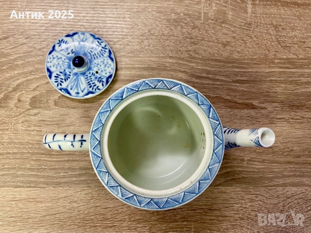 Античен холандски порцеланов чайник „Long Eliza“, Mosa, ок. 1900 г., снимка 5 - Антикварни и старинни предмети - 53368639