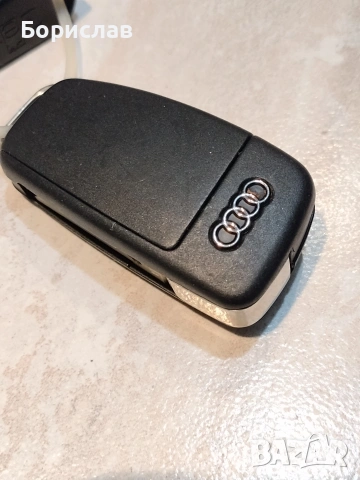 Ключ, кутийка Audi, снимка 5 - Аксесоари и консумативи - 53223381