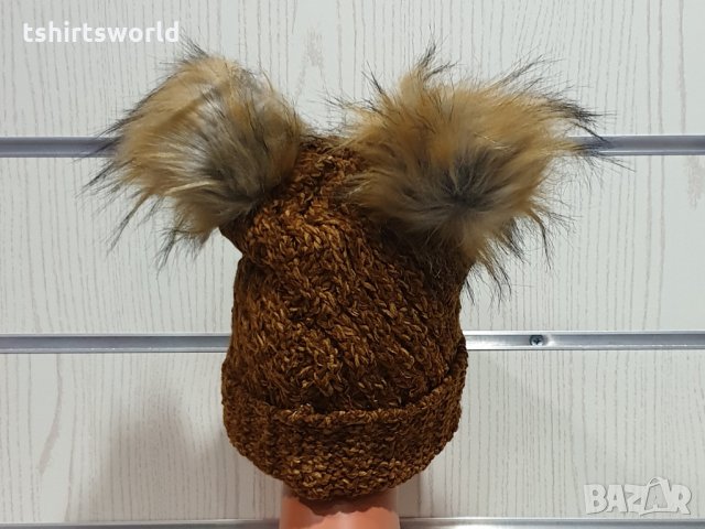 Нова зимна дамска шапка с 2 помпона/пуха, снимка 3 - Шапки - 35488809