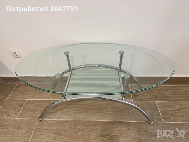 Стъклена овална маса 