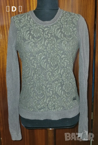 BURBERRY кшмирена блуза С - оригинал