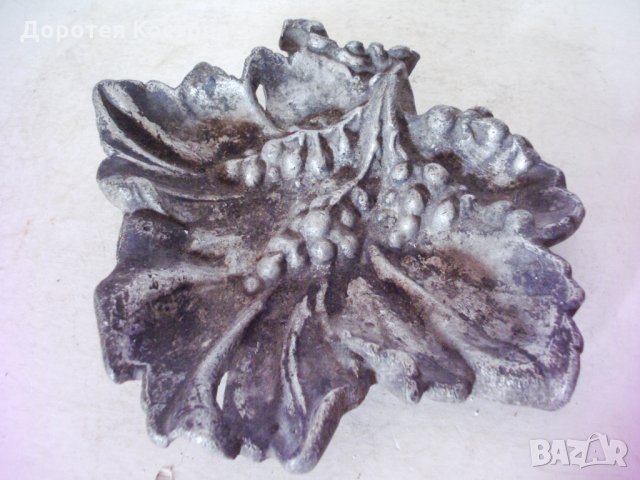 Стар пепелник с маркировка, снимка 1