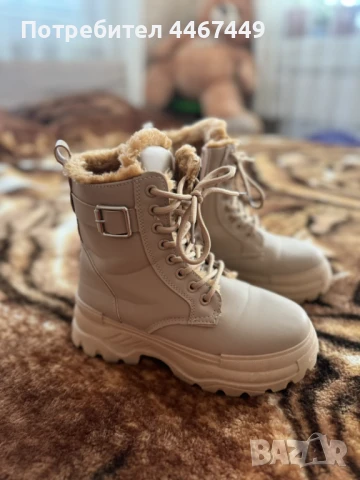 НОВИ Боти с пух, номер 36, снимка 3 - Дамски боти - 51323733