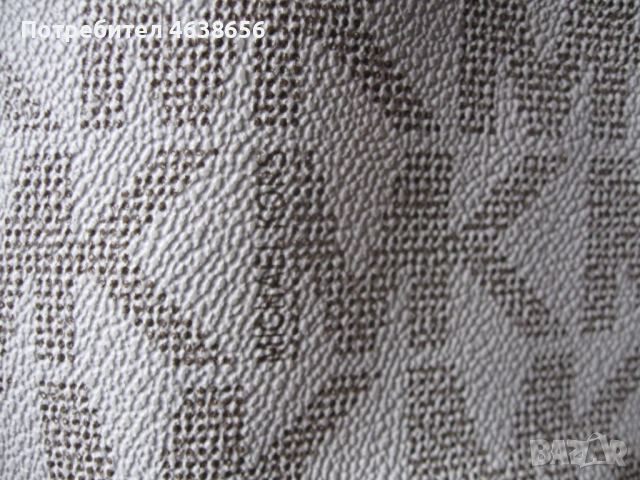 Michael Kors оригинална дамска чанта, снимка 11 - Чанти - 52499765