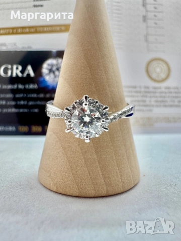 Сребърен пръстен с мойсанит (диамант) 0.5 карата