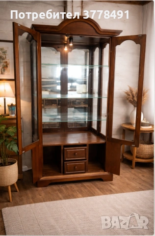 Красива дъбова витрина, снимка 4 - Секции и витрини - 53947865