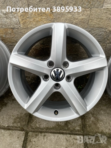 Оригинални джанти на VW Passat B7, снимка 4 - Гуми и джанти - 56278873