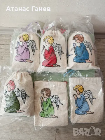 Продавам бродирани торбички и бродирани сувенири