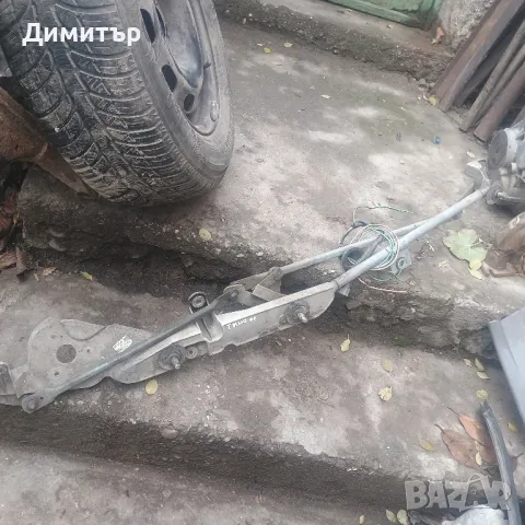 Механизъм Предни Чистачки За Нисан Алмера Тино 2002г / Nissan Almera Tino 2002y