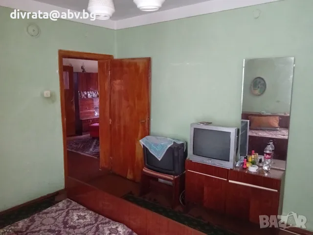 Продавам 1-я етаж от къща, снимка 11 - Къщи - 56515068