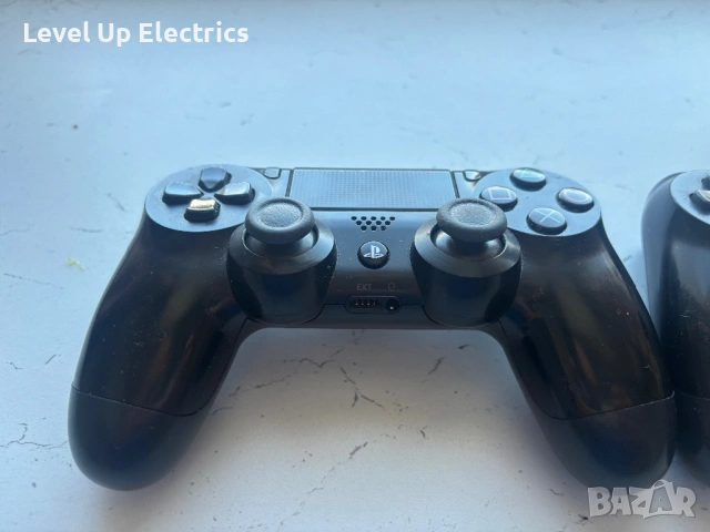 PlayStation 4 джойстик, снимка 3 - Джойстици и геймпадове - 54319612