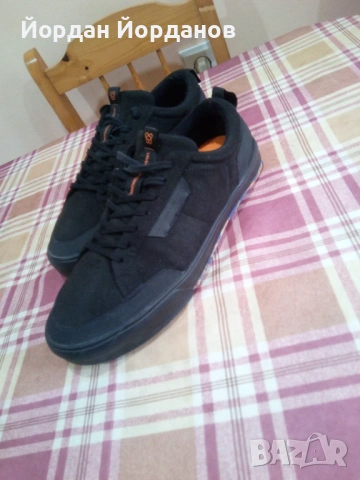 Спортни обувки , снимка 2 - Маратонки - 54325155