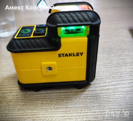 лазерен нивелир Stanley STHT77594-1